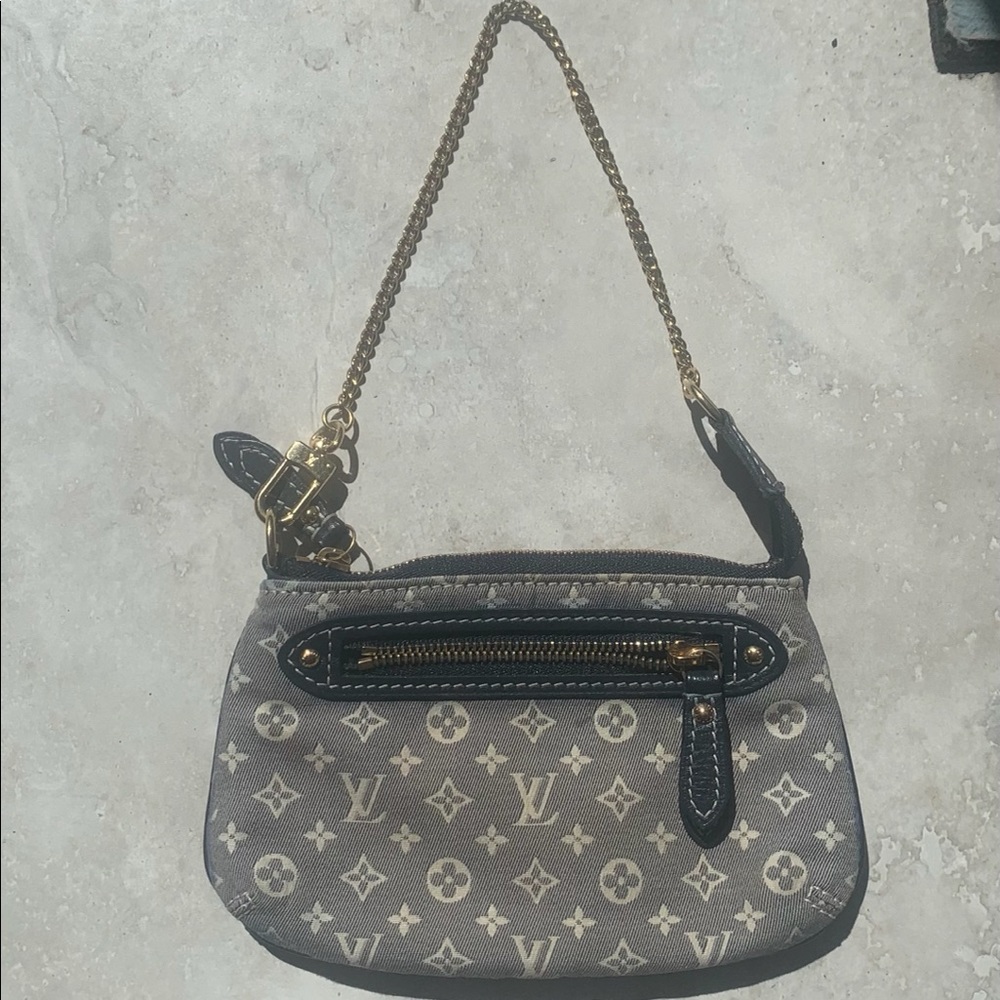Vintage Louis Vuitton pouchette in navy canvas